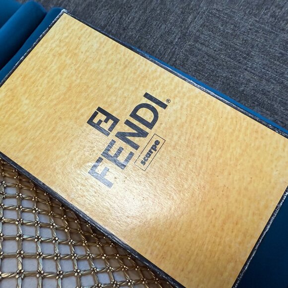 FENDI Vintage "Scarpe" Satin Print Pumps w Gold Heels (Fendi Box w Fendi Tissue) - Picture 3 of 8